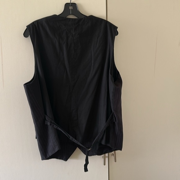 Perry Ellis - Picture 3 of 4